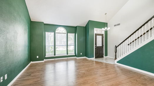 Houston 2-story, 3-bed 6206 Summerville Lane-idx