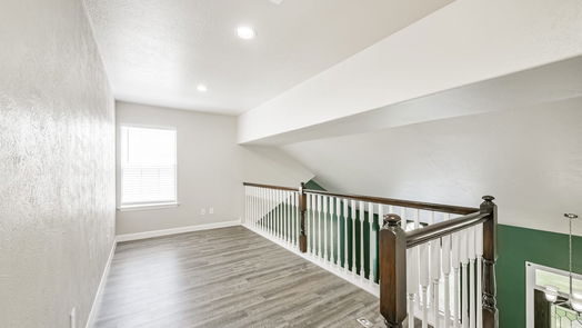 Houston 2-story, 3-bed 6206 Summerville Lane-idx