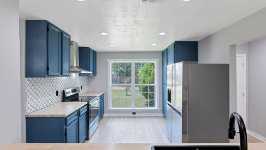 Houston 1-story, 3-bed 4710 Old Brickhouse Drive-idx