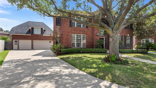 Houston 2-story, 5-bed 12931 Lake Center Run Court-idx