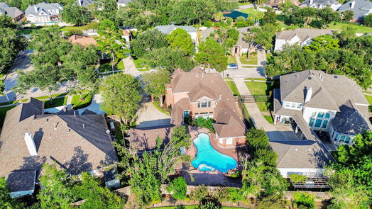 Houston 2-story, 5-bed 5331 Indian Shores Lane-idx