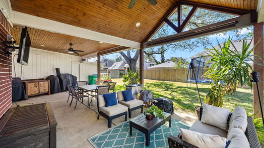 Houston 2-story, 4-bed 5707 Deer Shadow Court-idx