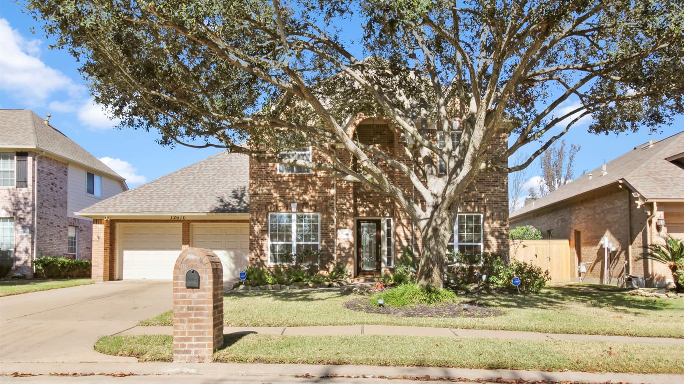 Houston 2-story, 4-bed 12610 Tallwood Crossing Lane-idx
