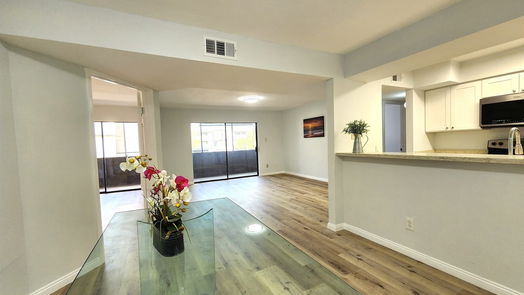 Houston 2-story, 2-bed 3055 Walnut Bend Lane 25-idx