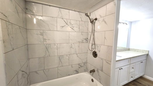 Houston 2-story, 2-bed 3055 Walnut Bend Lane 25-idx