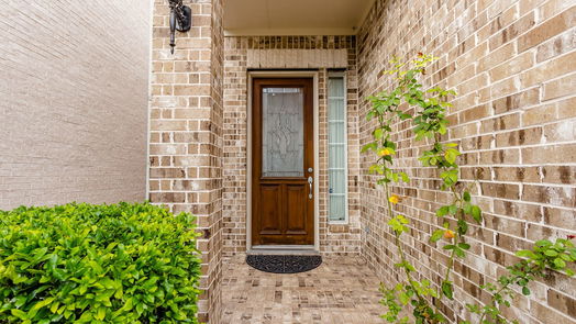 Houston 2-story, 3-bed 10130 Holly Chase Drive-idx