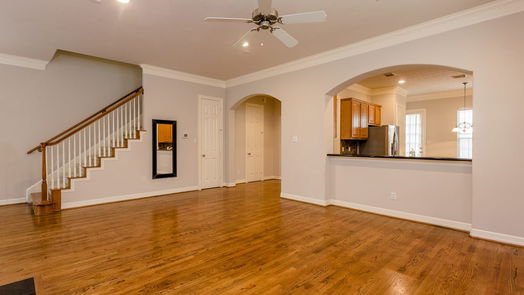 Houston 2-story, 3-bed 10130 Holly Chase Drive-idx