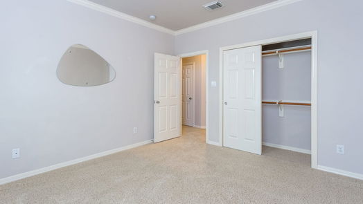 Houston 2-story, 3-bed 10130 Holly Chase Drive-idx