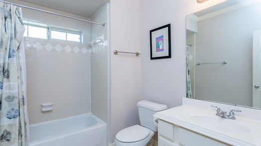 Houston 2-story, 3-bed 10130 Holly Chase Drive-idx