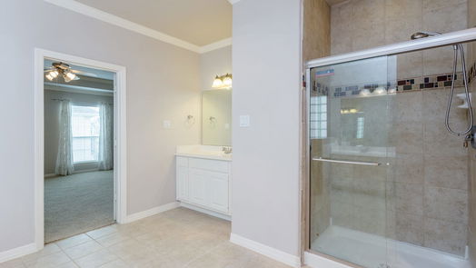 Houston 2-story, 3-bed 10130 Holly Chase Drive-idx