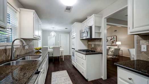 Houston 1-story, 4-bed 10626 Wickersham Lane-idx