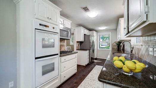 Houston 1-story, 4-bed 10626 Wickersham Lane-idx