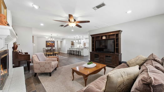 Houston 1-story, 4-bed 10703 Riverview Drive-idx
