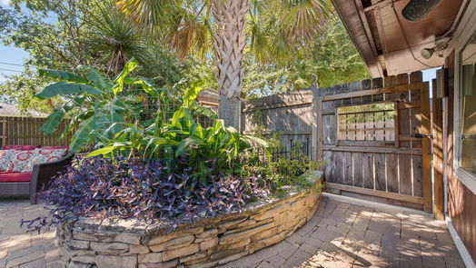 Houston 1-story, 4-bed 10703 Riverview Drive-idx