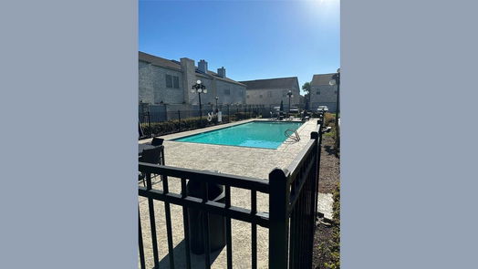 Houston 2-story, 2-bed 316 Wilcrest Drive-idx