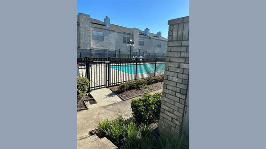 Houston 2-story, 2-bed 316 Wilcrest Drive-idx