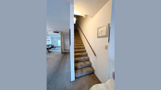 Houston 2-story, 2-bed 316 Wilcrest Drive-idx