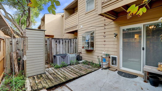 Houston 2-story, 2-bed 1500 Sandy Springs Road 60-idx