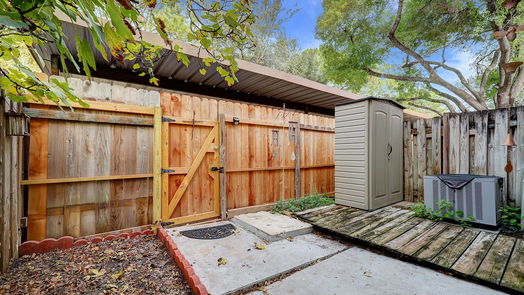 Houston 2-story, 2-bed 1500 Sandy Springs Road 60-idx