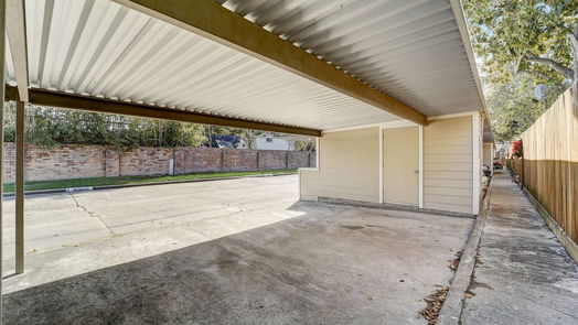 Houston 2-story, 3-bed 1669 W Sam Houston Parkway S-idx