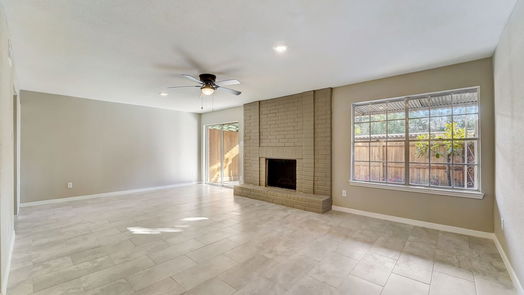 Houston 2-story, 3-bed 1669 W Sam Houston Parkway S-idx