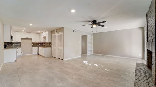 Houston 2-story, 3-bed 1669 W Sam Houston Parkway S-idx