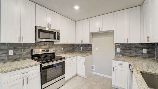 Houston 2-story, 3-bed 1669 W Sam Houston Parkway S-idx