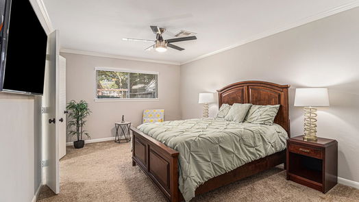Houston 1-story, 3-bed 10730 Lynbrook Drive-idx