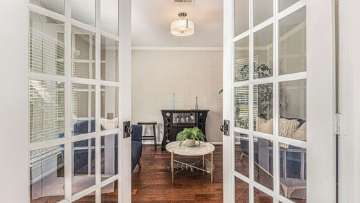 Houston 1-story, 3-bed 10730 Lynbrook Drive-idx