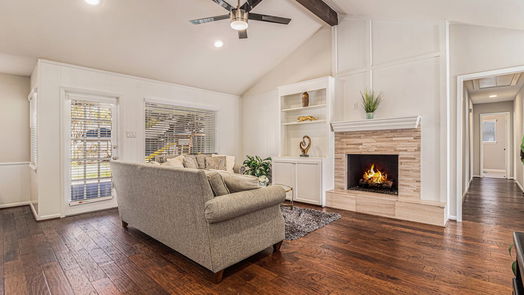 Houston 1-story, 3-bed 10730 Lynbrook Drive-idx