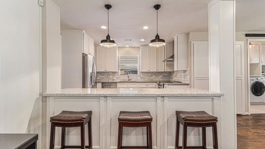 Houston 1-story, 3-bed 10730 Lynbrook Drive-idx
