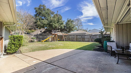 Houston 1-story, 3-bed 10730 Lynbrook Drive-idx