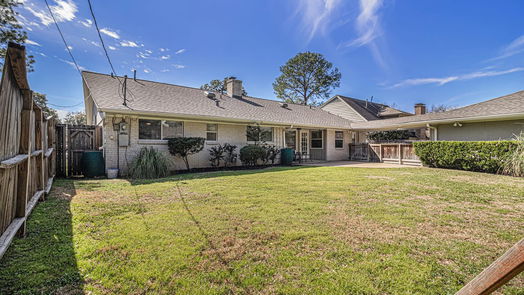 Houston 1-story, 3-bed 10730 Lynbrook Drive-idx