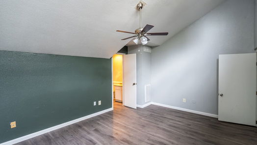 Houston 2-story, 2-bed 10811 Richmond Ave 109-idx