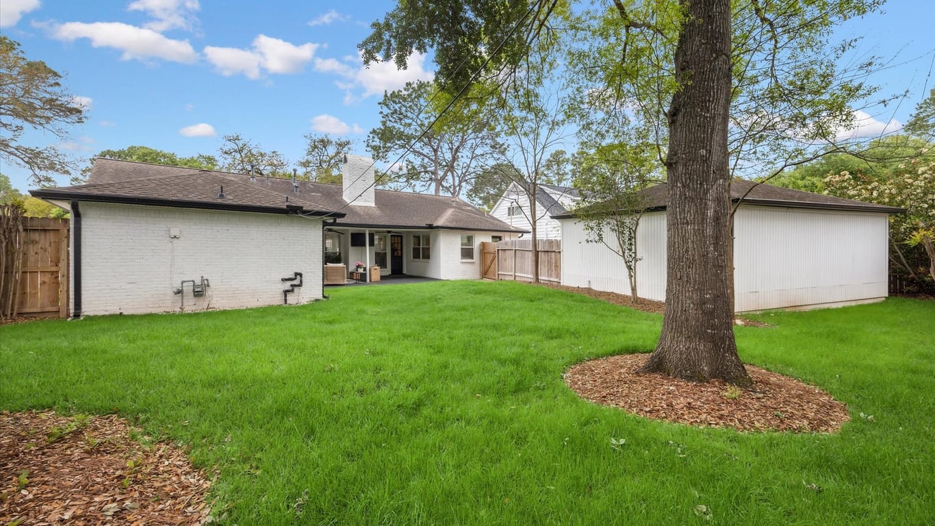 Houston 1-story, 4-bed 10614 Holly Springs Drive-idx