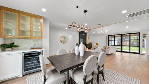 Houston 1-story, 4-bed 10719 Lynbrook Drive-idx