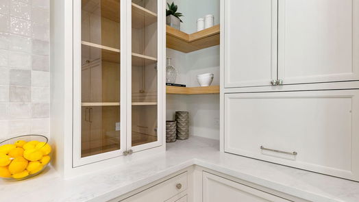 Houston 1-story, 4-bed 10719 Lynbrook Drive-idx