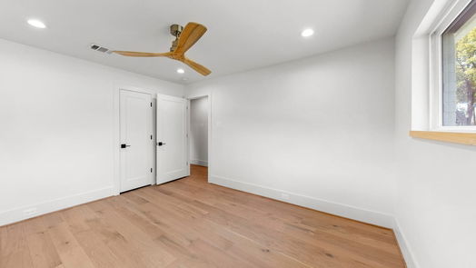 Houston 1-story, 4-bed 10719 Lynbrook Drive-idx