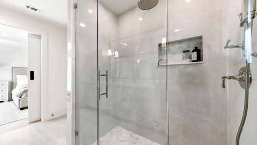 Houston 1-story, 4-bed 10719 Lynbrook Drive-idx