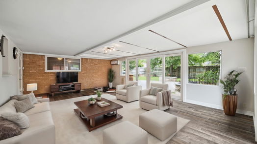Houston 1-story, 4-bed 10703 Riverview Drive-idx