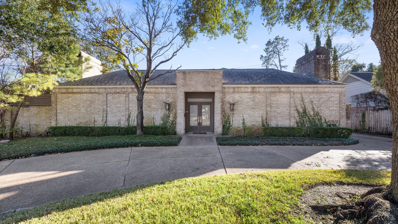 Houston 1-story, 3-bed 10103 Briar Forest Drive-idx