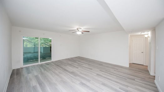 Houston 1-story, 2-bed 3005 Walnut Bend Lane 32-idx