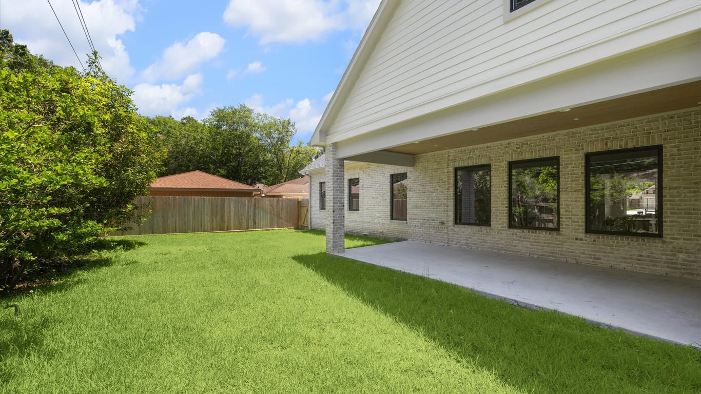 Houston 2-story, 5-bed 10226 Pine Forest Road-idx