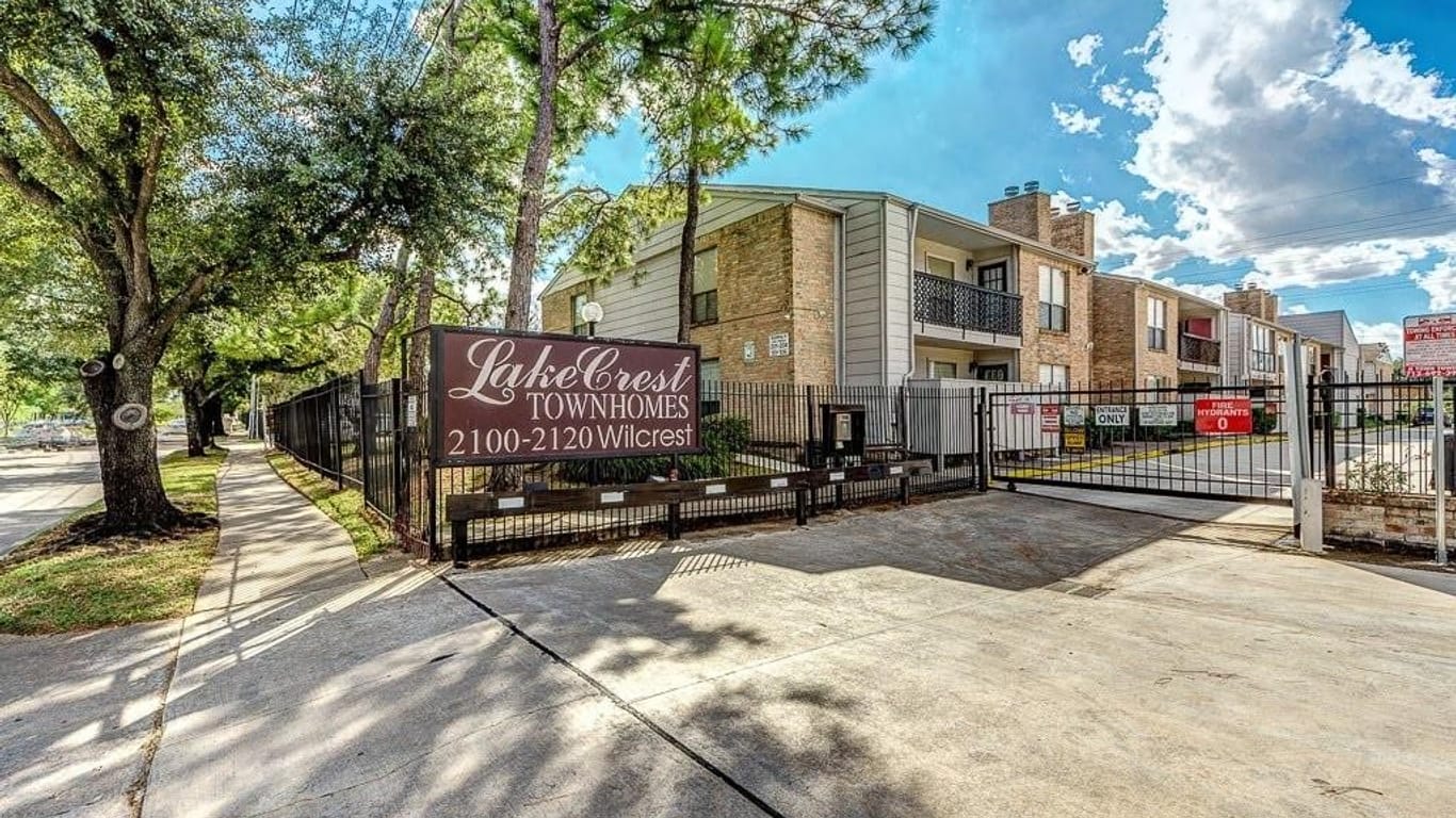 Houston 1-story, 2-bed 2110 Wilcrest Drive 230-idx