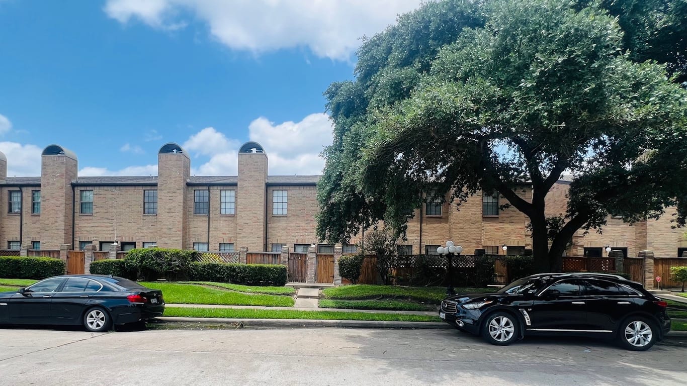 Houston 2-story, 2-bed 9800 Pagewood Lane 2706-idx