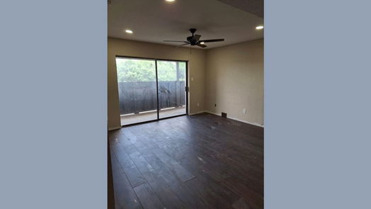 Houston 1-story, 3-bed 3065 Walnut Bend Lane 35-idx