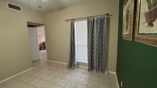 Houston 1-story, 1-bed 10855 Meadowglen Lane 1112-idx