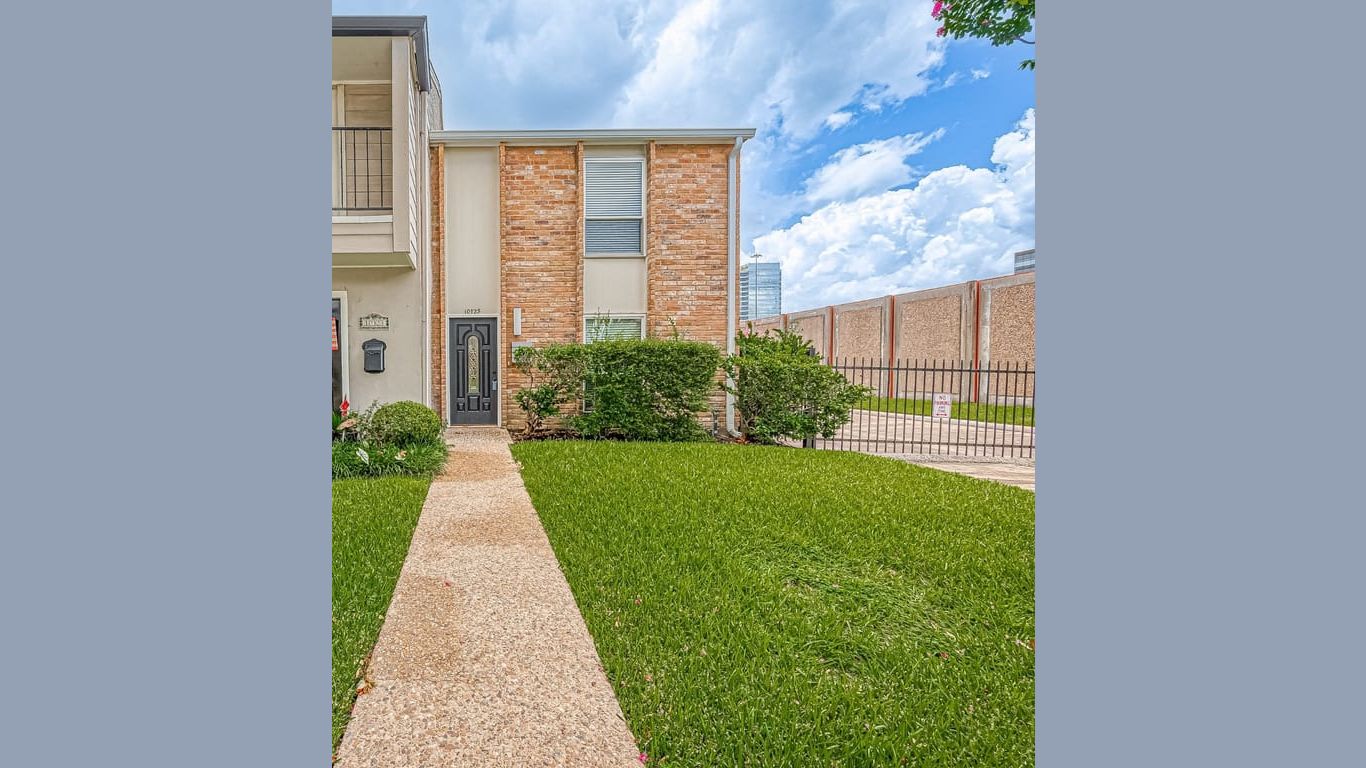 Houston 2-story, 2-bed 10325 Longmont Drive 37-idx