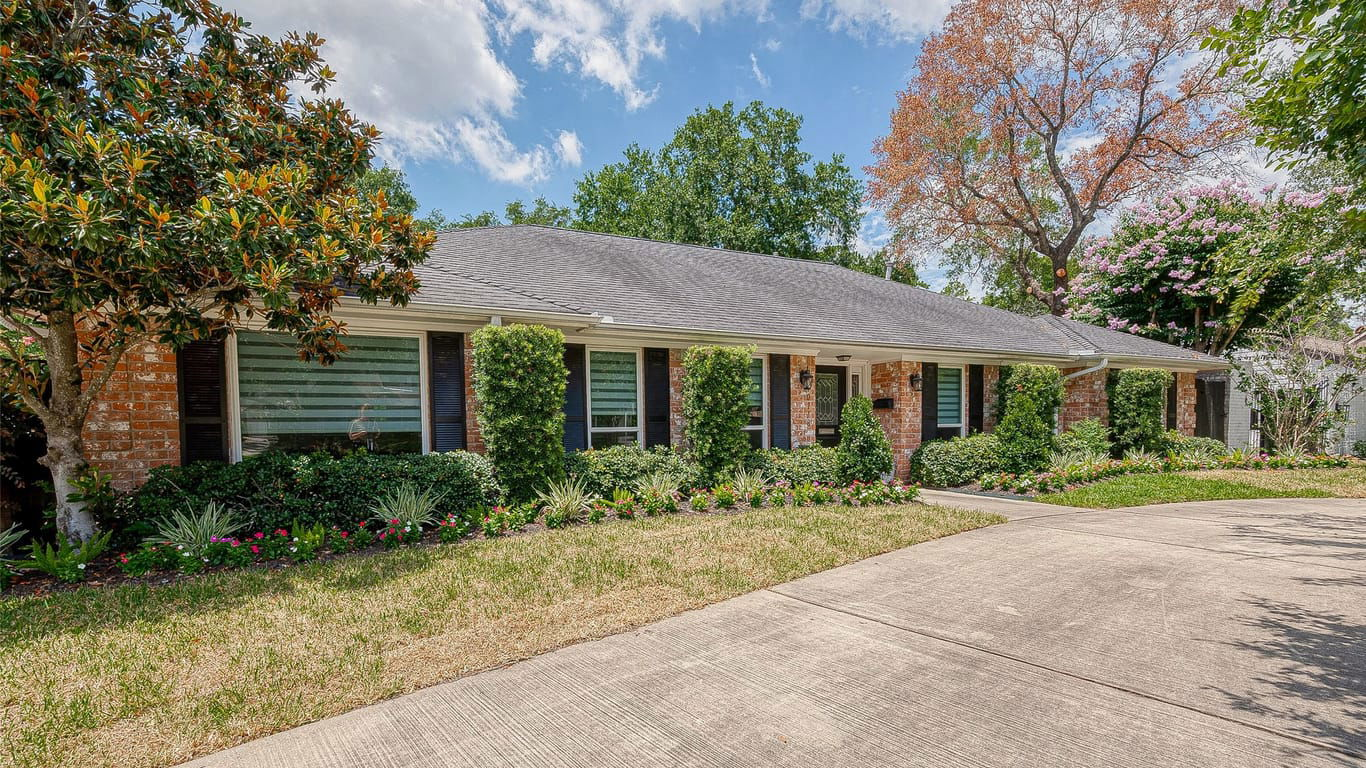 Houston 1-story, 4-bed 10118 Briar Forest Drive-idx