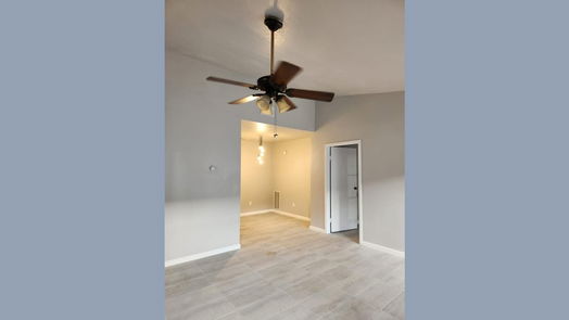 Houston 1-story, 1-bed 9707 Richmond Avenue 94-idx